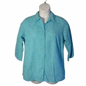 EUC Foxcroft 14W 14 Blue Eyelet Leaf Pattern Shaped Fit Button Down Shirt 3/4